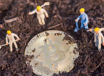 A solar-powered mining rig in an outdoor setting